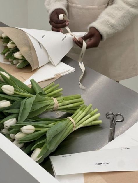 (99+) Image posted on Aug 19, 2024 – @saintmarc on Tumblr Bridal Bouquet Packaging, Flowers Product Photography, Flower Shop Photography, Florist Packaging, Florist Aesthetic, Florist Studio, Sustainable Flowers, Floral Business, Flower Business