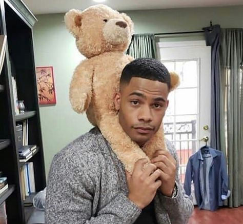 Jordan Calloway, Something To Post, Hairstyles Halloween, Men Prom, Childrens Hairstyles, Halloween Hairstyles, Hairstyle Short, Cute Black Guys, School Hairstyles