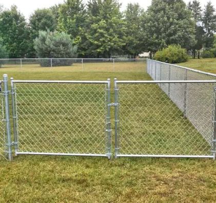 Chain Link Fences is also known as diamond mesh fences, cyclone fences.The chain link wire mesh is formed by twisting wire raw material together. The raw materials can be galvanized steel wire or PVC coated steel wire. Our fences are available in different styles, heights & colors, can be customized according to customer requirements. The fences come with posts, gates and all the necessary accessories if you need. #Fence #WireMeshFence #FencingSolutions #SecurityFencing #PerimeterFencing Metal Fence Panels, Wire Mesh Fence, Laser Cut Screens, Aluminum Screen, Fencing Material, Mesh Fencing, Security Fence, Privacy Fences, Aluminum Fence