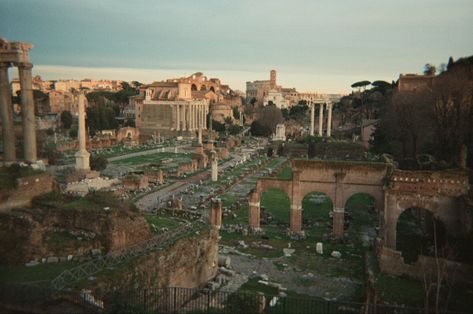 #italy #rome #roma #travel #vibe #35mm #35mmfilm #italian Italy On Film, Rome Italy Aesthetic, Roma Travel, Rome Aesthetic, Bella Roma, Aesthetic Camera, Moving To Italy, Travel Film, Italy Rome