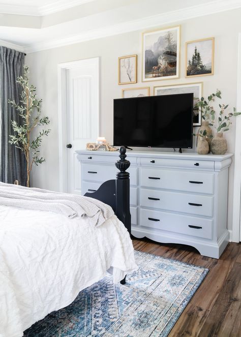 Tv In Bedroom Ideas, Black Walls Bedroom, Dresser Decor Bedroom, Dresser With Tv, Window Treatments Bedroom, Small Bedroom Ideas, Bedrooms Decor, Bedroom Items, Tv In Bedroom