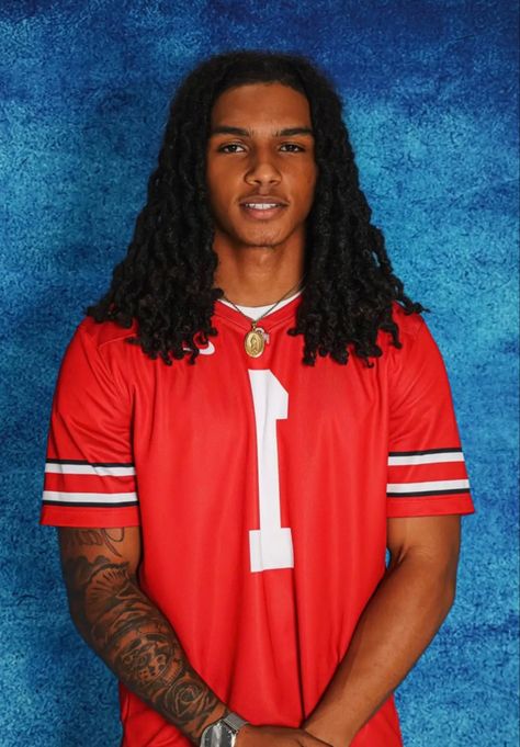 Celebrity Prom Photos, Mens Dreadlock Styles, Samoan Men, Dreadlocks Men, Braid Styles For Men, Waves Haircut, Mixed Guys, Long Dreads, Cute Dreads