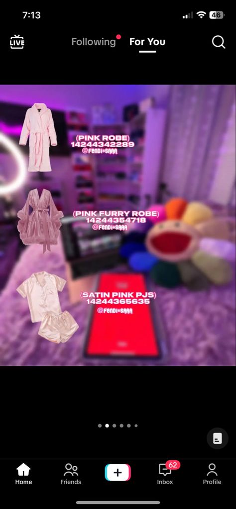 Closet Decal Codes Bloxburg, Bloxburg Minnie Mouse Decals, Bloxburg Decals Bathroom, Clothes Decals Bloxburg, Coding Clothes Bloxburg, Bloxburg Clothes Decals, Bloxburg Fit Codes, Bloxburg Closet Decals, Roblox Mansion