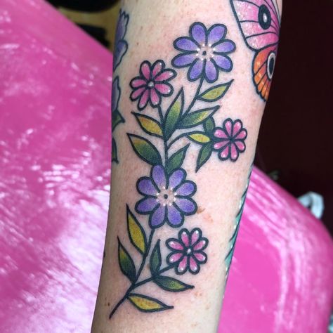 💖 Little Rach Tattoo 💖 on Instagram: “Floral gap filler for @catterickclaire 🌼 thanks for a fun afternoon! I have space next week - hit the email button on my profile to book in…” Space Filler Tattoo Ideas, Gap Filler Tattoo Design, Floral Filler Tattoo, Traditional Tattoo Gap Fillers, Colorful Floral Tattoo, Filler Tattoo Ideas Gap, Filler Tattoo Designs, Gap Filler Tattoo, Filler Tattoo