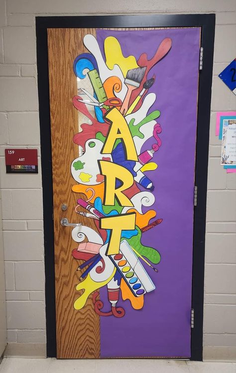 Art Classroom Door Ideas, Art Class Decorations, Art Classroom Door, Art Classroom Posters, Art Classroom Organization, Art Room Doors, Art Room Posters, Elementary Art Classroom, Art Teacher Resources