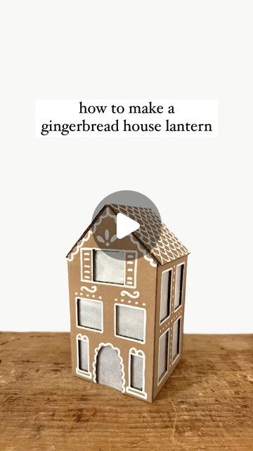 Diy Paper Houses Christmas, Gingerbread House Box Ideas, Christmas Lantern Diy, Gingerbread Lantern, How To Make Gingerbread House, Papercraft House, Gingerbread House Cardboard, Paper Gingerbread House, Cardboard Gingerbread House Diy