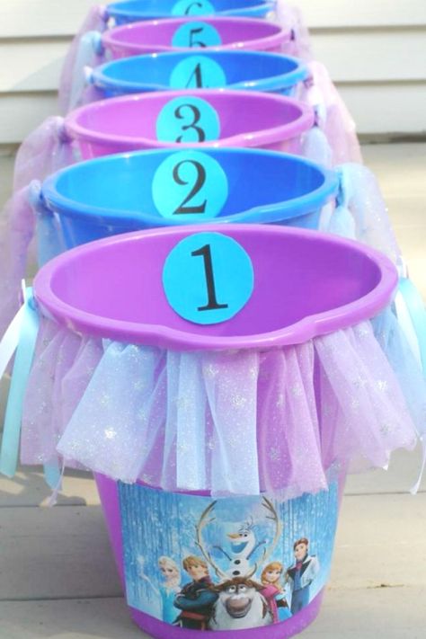 Winterfest Ideas, Frozen Party Activities, Princess Party Games, Frozen Party Games, Frozen Bday Party, Disney Frozen Party, Frozen Birthday Theme, Disney Princess Birthday Party, Frozen Themed Birthday Party