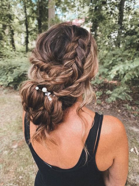 Boho Wedding Hair Brown, Boho Wedding Hair Updo, Low Bun Bridal Hair, Bohemian Updo, Boho Bridesmaid Hair, Boho Bun, Flowy Hair, Boho Updo, Boho Bridal Hair