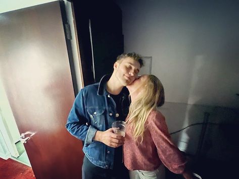 Sam Fender Tattoo Ideas, Sam Fender Girlfriend, Sam Fender, Music Taste, Prison Break, John Lennon, Rock Music, Passion For Fashion, Musician