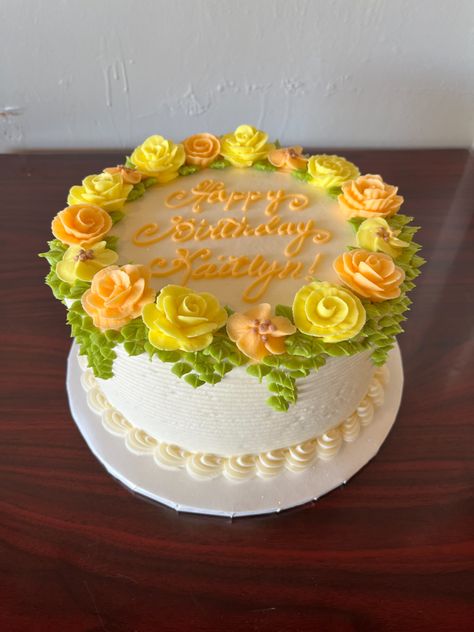 Yellow Floral Cake, Flower Cake Designs, Yellow Cakes Decoration, Yellow Flower Cake, Flower Cake Ideas, Everyday Cakes, Flower Cake Design, Yellow And Orange Flowers, Floral Cakes