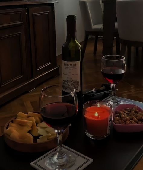 Wine Night Aesthetic Couple, Wine Night At Home Aesthetic, Wine At Home Aesthetic, Cozy Wine Night Aesthetic, Wine Mom Aesthetic, Romantic Wine Night, Wine Night Aesthetic, Zeynep Core, Cozy Party