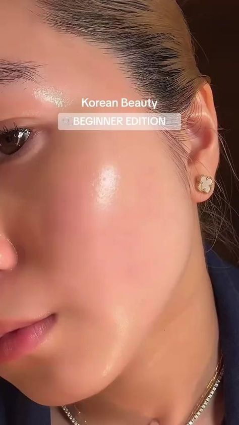 Korean beauty Korean Skin Care Tips, Korean Skin Care Products, Glowing Skin Secrets, Korean Skin Care Secrets, Beauty Treatments Skin Care, Natural Face Skin Care, Olive Young, Korean Skin Care, Facial Skin Care Routine