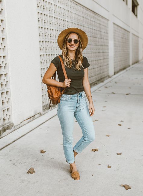 The Shoes You Need In Your Life - LivvyLand | Austin Fashion and Style Blogger Austin Texas Outfits March, Nisolo Huarache Outfit, Huarache Outfit Woman, Huaraches Outfit Sandals, Huarache Sandals Outfit, Outfits For Texas, Texas Fall Outfits, Texas Style Fashion, Austin Texas Outfits