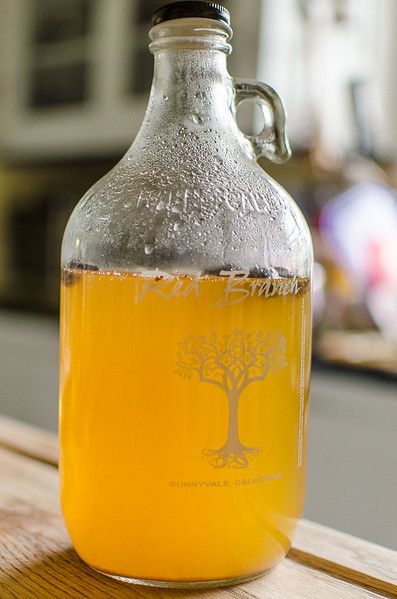 Sima Recipe, Fermented Lemonade, Finnish Recipes, Fermentation Recipes, Lemon Drink, Homemade Wine, Fermented Drink, May Day, Beer Recipes