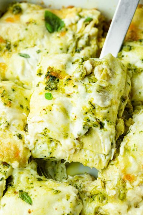 Pesto Lasagna Recipe, Chicken Pesto Lasagna, Cheesy Chicken Tortilla Soup, Layer Lasagna, Honey Lime Enchiladas, Strawberry Feta Spinach Salad, Easy Creamy Chicken, Pesto Lasagna, Oven Ready Lasagna