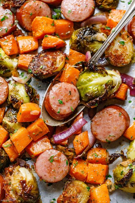 Sheet-Pan Maple-Dijon Sausage and Fall Veggies - #sheet-pan #sausage #fall #dinner #recipe #eatwell101 - A quick sheet pan dinner that is easy-to-make and full of Fall flavors! - #recipe by #eatwell101 Sausage Healthy Dinners, Maple Dijon Sausage And Veggies, Fall Weather Dinner Ideas, Fall Easy Recipes Dinners, Winter Dinner Healthy, Best Recipes Ever On Pinterest, Veggie Full Dinners, Roasted Veggies Dinner, Winter Veggies Recipes