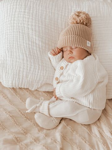 Chunky Knitted Cardigan, Baby Inspiration, Baby Box, Chunky Knit Cardigan, Everything Baby, Baby Boy Fashion, Baby Life