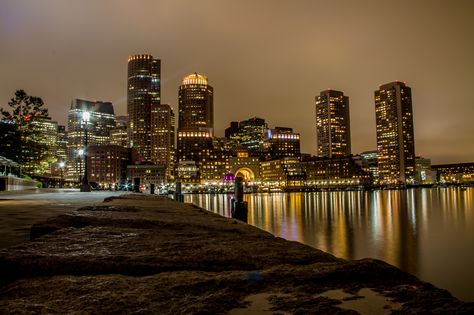 Boston Wallpaper Laptop, Boston At Night Aesthetic, Boston At Night, Boston Wallpaper, Boston Aesthetic, Wallpapers Macbook, Mac Wallpapers, Aesthetic Types, Boston Skyline