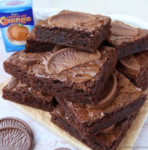 Chocolate Orange Brownies, Brownies Decorados, Orange Loaf Cake, Chocolate Orange Cheesecake, Orange Brownies, Terry's Chocolate Orange, Orange Chocolate Cake, Tray Bake Recipes, Cake Boss