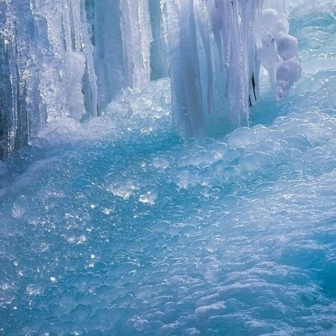 #aesthetic #aestheticphotography #aestheticpictures #blue #cold #ice #stonecold #dark #darkblue #iceberg #glacier #snow #snowy Ice Aesthetic, Aquarius Aesthetic, Sayaka Miki, Everything Is Blue, Water Aesthetic, Baby Blue Aesthetic, Light Blue Aesthetic, Blue Aesthetic Pastel, Images Esthétiques