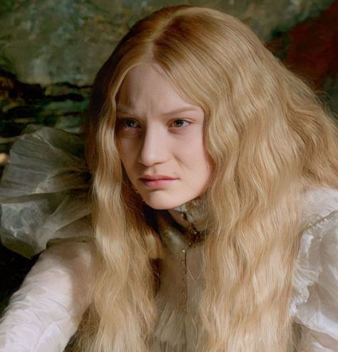 Edith Cushing Icon, Mia Wasikowska Aesthetic, Blonde Faceclaims Female, Crimson Peak Edith, Edith Cushing, Targaryen Women, Iron Lung, The Wolf Among Us, White Goth