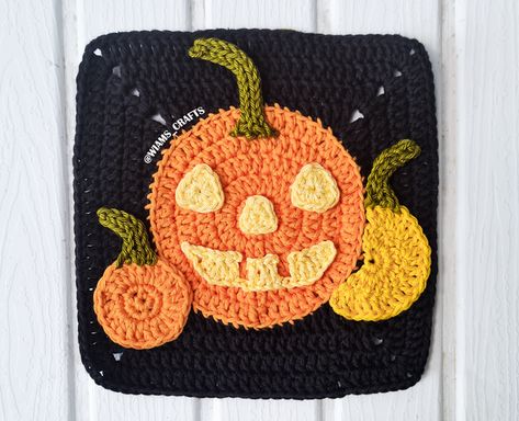 Kids Fathers Day Crafts, Granny Square Häkelanleitung, Crochet Pour Halloween, Motifs Granny Square, Square Crochet Pattern, Granny Square Pattern, All Free Crochet, Crafts Easy, Halloween Hats