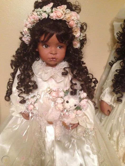 Porcelain Doll Aesthetic, Vintage Porcelain Dolls, Dolly Doll, Antique Porcelain Dolls, Doll Aesthetic, African American Dolls, Victorian Dolls, Porcelain Doll, Old Dolls