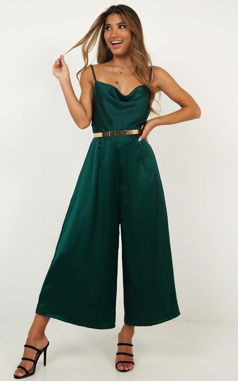 Green Formal Jumpsuit, Elegant Evening Jumpsuits, Green Jumpsuit Outfit, Jumpsuit Outfit Wedding, Emerald Green Jumpsuit, Glitter Jumpsuit, Formal Jumpsuit, Evening Jumpsuit, Satin Jumpsuit