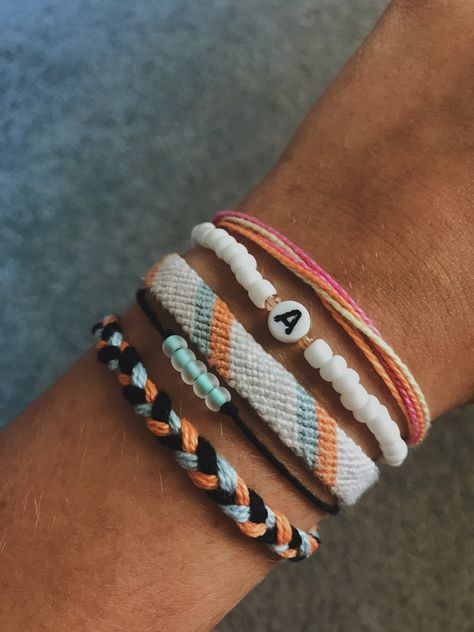 Cute Fun Bracelets, Layered Friendship Bracelets, Stacked Friendship Bracelets, Tiny Friendship Bracelets, Guys Friendship Bracelets, Bf Gf Friendship Bracelets, Cool Bracelets Ideas, Country Friendship Bracelets, Friendship Bracelets Stack