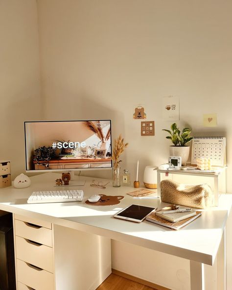 Desk Organization Dual Monitors, Office Table Setup Ideas, Mirror Above Desk Home Office, Working Table Aesthetic, Comfy Home Office Chair, Aesthetic Desk With Monitor, Dorm Desk Vanity, Small Office Ideas In Bedroom Spare Room Work Spaces, Simple Desk Aesthetic