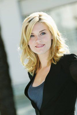 Emily Rose.  She had better play Elena in the Uncharted movie. Audrey Parker, Elisha Cuthbert, Emily Rose, Rose Photos, Halloween Outfit, Hollywood Fashion, Uncharted, Blonde Beauty, Fashion Tips For Women