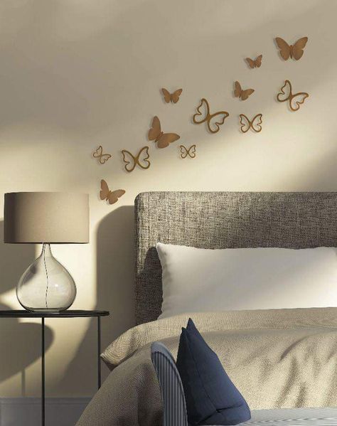 Butterfly Room Decor, Disney Room Decor, Colorful Room Decor, Room Decor Crafts, Neon Bedroom, Butterfly Room, Cozy At Home, White Room Decor, تصميم للمنزل العصري