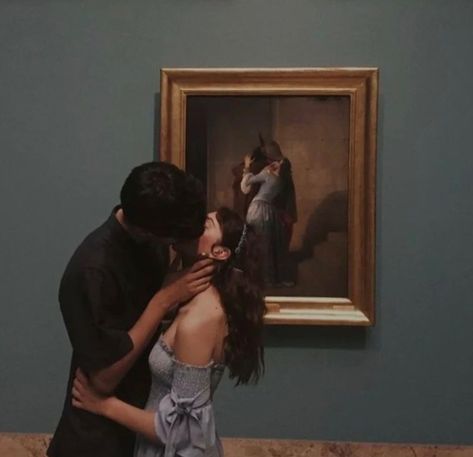 Museum Photography, Instagram Worthy, Couple Shoot, Couple Aesthetic, Engagement Photoshoot, Couples Photoshoot, Engagement Pictures, Picture Poses, Couple Posing