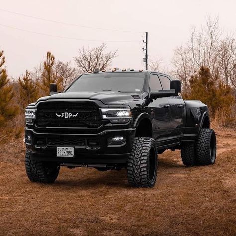 Lifted Dually Trucks, Dodge Diesel Trucks, Dodge Diesel, Cummins Trucks, Ram Cummins, Trucks Lifted Diesel, Dually Trucks, Black Truck, Lowered Trucks