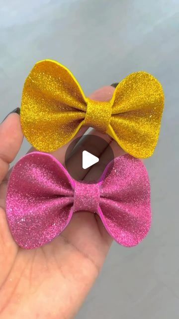 Simran on Instagram: "DIY beautiful hair bow clips || Amazing 😻 Glitter foam sheet bow clips || 😍handmade bow clips    #diy #new #instagram #instagood #instalike #instadaily #trending #trendingreels #diybows ##handmade #bow" Diy Bow Hair Clips, Bow Clips Diy, Girls Hair Bows Diy, Hair Bow Clips, Handmade Hair Clip, Diy Bows, Glitter Hair Bows, Handmade Hair Bows, Instagram Diy