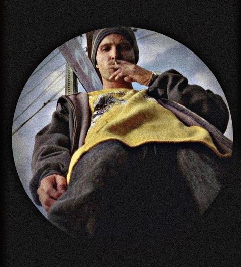 Jesse Pinkman Profile Pic, Breaking Bad Profile Pic, Mood Profile, Random Ava, Icon Y2k, Anime Gangster, Buddha Art Painting, Film Icon, Cute Laptop Wallpaper