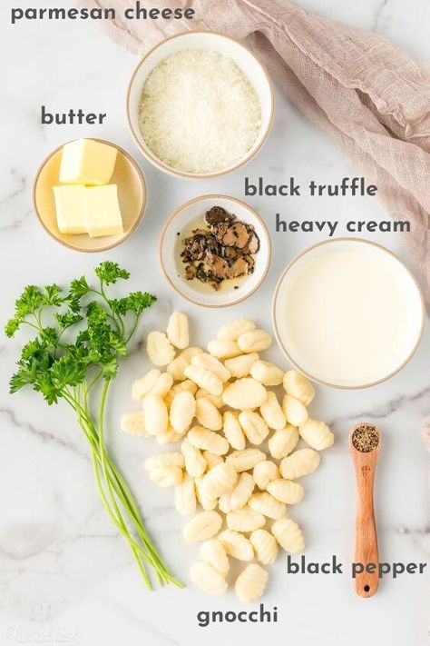 Black Truffle Gnocchi, Gnocchi Truffle Cream Sauce, Truffle Cream Sauce Recipe, Truffle Gnocchi Sauce, Black Truffle Recipe Dishes, Truffle Gnocchi Recipes, Gnocchi Truffle, Gnocchi Cream Sauce, Truffle Sauce Recipe