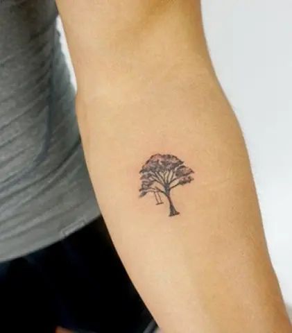 Chestnut Tree Tattoo, Tree Tattoo Drawing, Chestnut Tattoo, Tiny Tree Tattoo, Oak Tattoo, Giving Tree Tattoos, Swing Tattoo, Simple Tree Tattoo, Bonsai Tree Tattoos