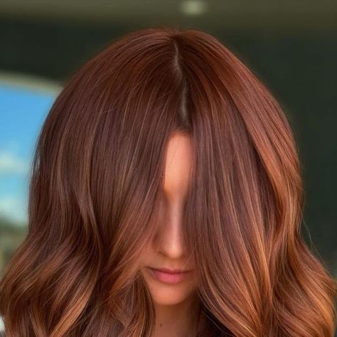 Joico on Instagram: "Are you captivated by this gorgeous #haircolor? Ready to go full fall? 🍂🍁🍂 @‌luhairwitch #Joico Formula: Formula 1 (Root Melt): LumiShine Permanent Crème Color 5NRG + 6NWB (equal parts) with 10 Volume LumiShine Developer #JoicoLumiShine Formula 2 (Balayage): Blonde Life Lightening Powder with 20 Volume LumiShine Developer #JoicoBlondeLife Formula 3 (Toner): LumiShine Demi-Permanent Liquid Color 8NG + 8NC (equal parts) with 5 Volume LumiShine Developer #hairjoi #joicocolor #sharethejoi #haircolorist #hairinspo #cosmoprofbeauty #saloncentric #modernsalon #behindthechair #ittakesapro #hairstyle #hairstyles #hairgoals #hairsalon #haircolor #hairstylist #hairinspiration #redhair #copper #copperhair #balayage #hairtutorial #hairreels #hairtrends #healthyhair" Joico Lumishine Formulas, Joico Color Chart, Joico Formulas, Crème Color, Root Melt, Joico Color, Demi Permanent, Hair Color Formulas, Balayage Blonde