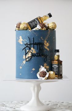 Masculine Birthday Cakes For Men, Mens Cake Designs Birthday, Birthday Cake 40 Men, 40tj Birthday Cake For Men, 38th Birthday Cake For Him, Mans 30th Birthday Cake, 70th Cake For Men, Party Cakes For Men, Birthday Cakes For 18th Birthday Boy