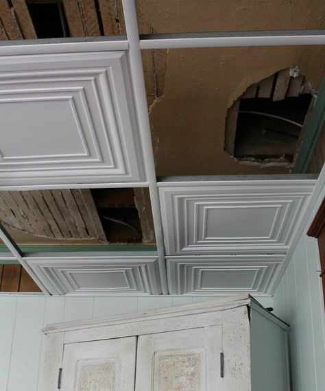 Drop Ceiling Makeover, Drop Ceiling Grid, Drop Ceiling Tiles, Drop Ceiling, Plafond Design, Basement Makeover, Faux Plafond, Basement Ceiling, Dropped Ceiling