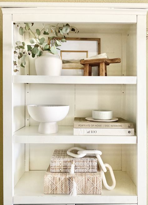 Floating book shelves