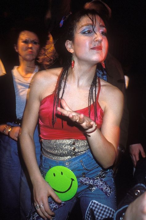 I’ve never noticed this before, but she’s actually really beautiful. Rave Culture Fashion, 90s Rave Aesthetic, 90s Rave Fashion, Berlin Rave Fashion, Berlin Rave, Acid House Rave, Rave Aesthetic, What's Your Name, 90s Rave