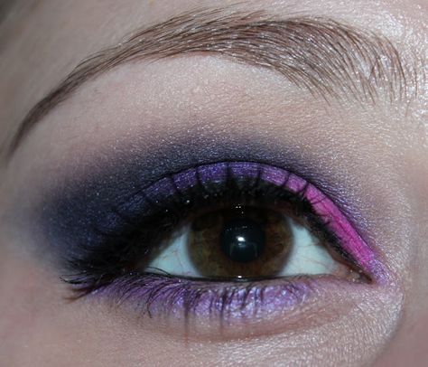 My Little Pony Series : Twilight Sparkle Inspired Makeup ~ Luhivy's favorite things Twilight Sparkle Makeup, Twilight Sparkle Cake, Twilight Sparkle Aesthetic, Twilight Sparkle Costume, Twilight Makeup, Sparkle Eye Makeup, Twilight Sparkle Equestria Girl, Pony Makeup, Sparkle Makeup