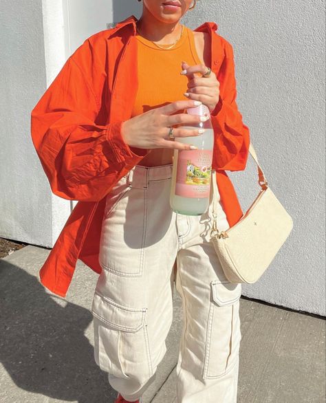 Orange Jacket, Orange You Glad, Inspo Outfit, Street Style Fashion, Minimal Style, Minimal Fashion, Spring Outfit, Jacket Outfits, Style Fashion