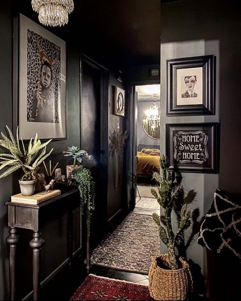 Maximalist Entryway, Gothic Farmhouse Decor, Dark Hallway Ideas, Eclectic Entryway, Decor For Entryway, Amazing Interiors, Eclectic Artwork, Entryway Decor Ideas, Hallway Design