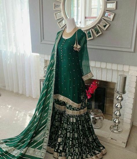 #weddinggharara&sharara #sharara #shararadresses Very Impressive & Unique Wedding Gharara & Sharara Designs Collection 2022 Modern & Trendy Wedding Gharara & Sharara Designs Ideas 2022 https://youtu.be/mWdjUQ4ek6I Unique & Decent Night Dress Designs Ideas for Girls || Easy Comfort Nighty Collection 2022 https://youtu.be/1qSOuafGIno Top Amazing & Attractive Latest Pakistani Red Bridal Dresses Designs Collection 2022 https://youtu.be/dmkwAbgc93Q my website free patterns http://www.patternrob Green Garara Dress Pakistani, Garara Dress For Mehndi, Farshi Garara Dress, Green Garara Dress Pakistani Bridal, Farshi Sharara Pakistani, New Garara Designs, Green Garara Dress, Green Eid Outfit, Garara Dress Pakistani Bridal