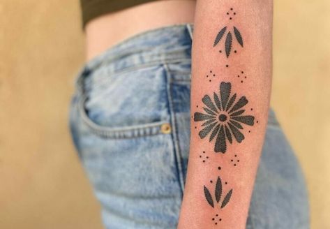 New Mexico Flower Tattoo, New Mexico Symbol Tattoo, Small Mexico Tattoo, Zia Tattoo New Mexico, Southwestern Tattoos For Women, Desert Flowers Tattoo, New Mexico Tattoos, Santa Fe Tattoo, Ocotillo Tattoo