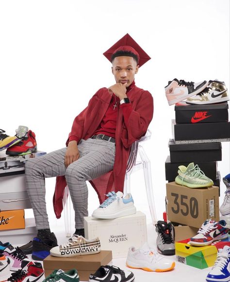 Jordan Themed Photoshoot, Sneaker Head Senior Pictures, Sneaker Birthday Photoshoot, Sneaker Ball Photo Shoot, Sneaker Head Photo Shoot, Graduation Sneakers, Graduation Pictures For Boys Senior Year, Basketball Graduation Pictures, Jordan Photoshoot Photo Ideas