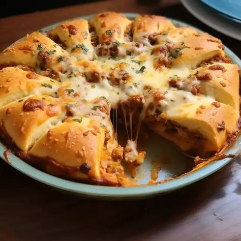 Italian Crescent Casserole - Life with Susan Crescent Casserole, Crescent Roll Recipes Dinner, Crescent Roll Casserole, Crescent Bake, Bbq Baby Back Ribs, Crescent Roll Recipes, Crescent Roll Dough, Cauliflower Pizza, Beef Casserole